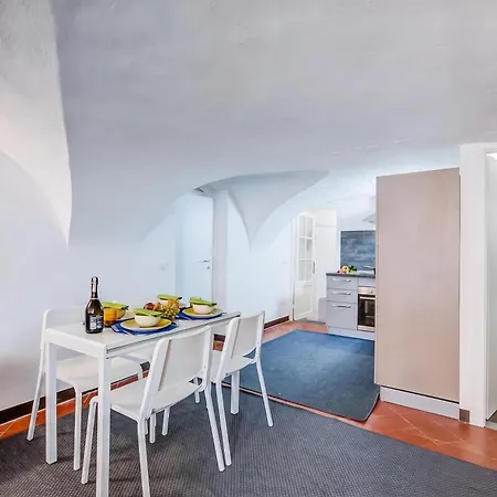 Apartment Maimone 3 Old Town - Happy *